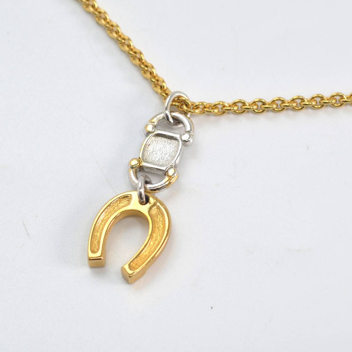 Y 1円スタート burberrys バーバリーズ 馬蹄 ネックレス ホースシュー