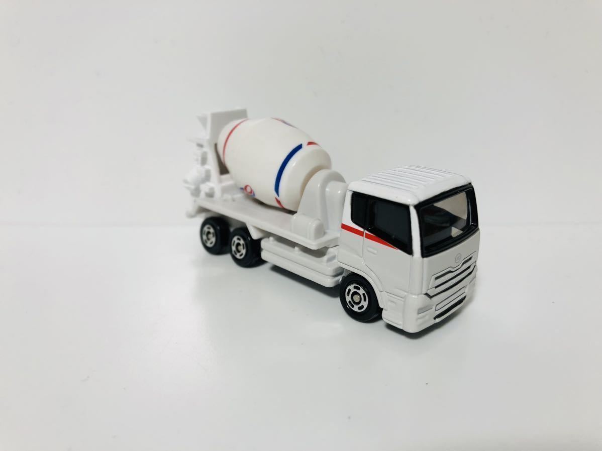 特注トミカ UBE三菱セメント ミキサー車 UDトラックス クオン 非売品 