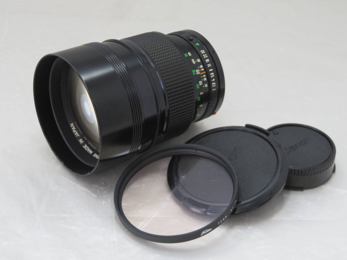 2【カメラ】 キャノン CANON LENS New FD 135mm 1：2 レンズ 前後
