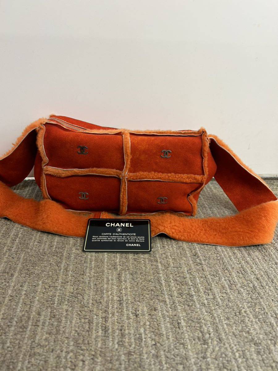 CHANEL シャネル ココマーク オレンジ ムートン ショルダーバッグ シール、ギャランティカード、保存袋あり