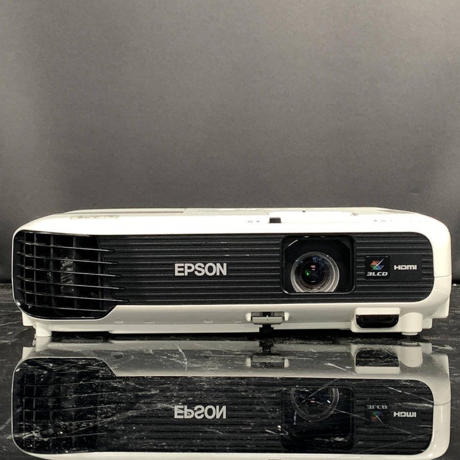 【美品ビジネス プロジェクター EB SO4 EPSON エプソン EB-S04 プロジェクター○現状品