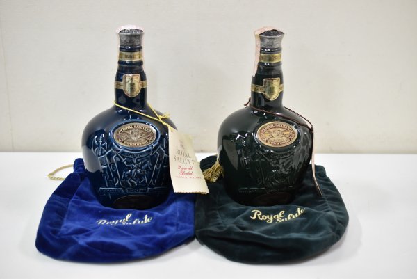 古酒】未開栓 ロイヤル サルート 21年 緑 青 陶器ボトル 700ml （緑