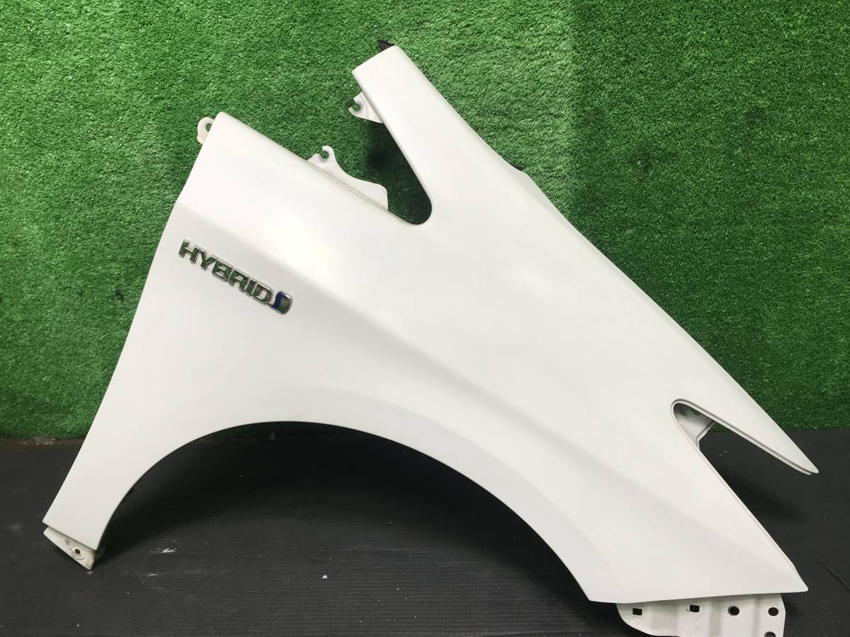 超激得，新作登場 管1021-1 トヨタ ZVW30 プリウス 前期 純正 フロント右 フェンダーパネル カラー040 凹み無し(フロント)｜売買されたオークション情報、yahooの商品情報をアーカイブ公開 - オークファン トヨタ用