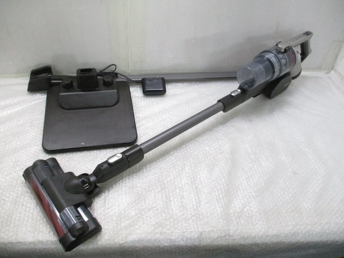 ◎TOSHIBA 東芝 コードレスクリーナー 掃除機 トルネオＶ VC-CL3000X スタンド付き 展示品 w9214