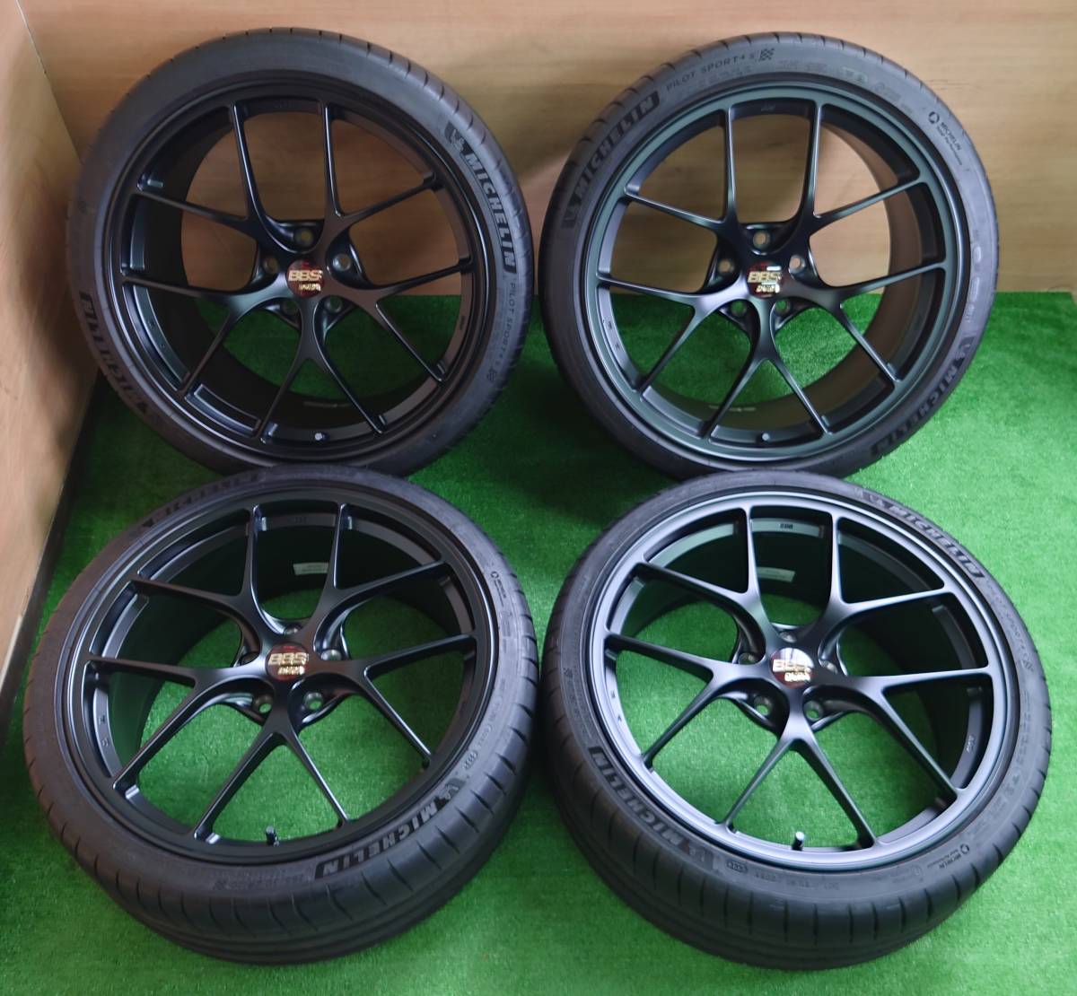 AMG GTS取り外し品】BBS RI-D マットブラック 20インチ PCD112【RI040 