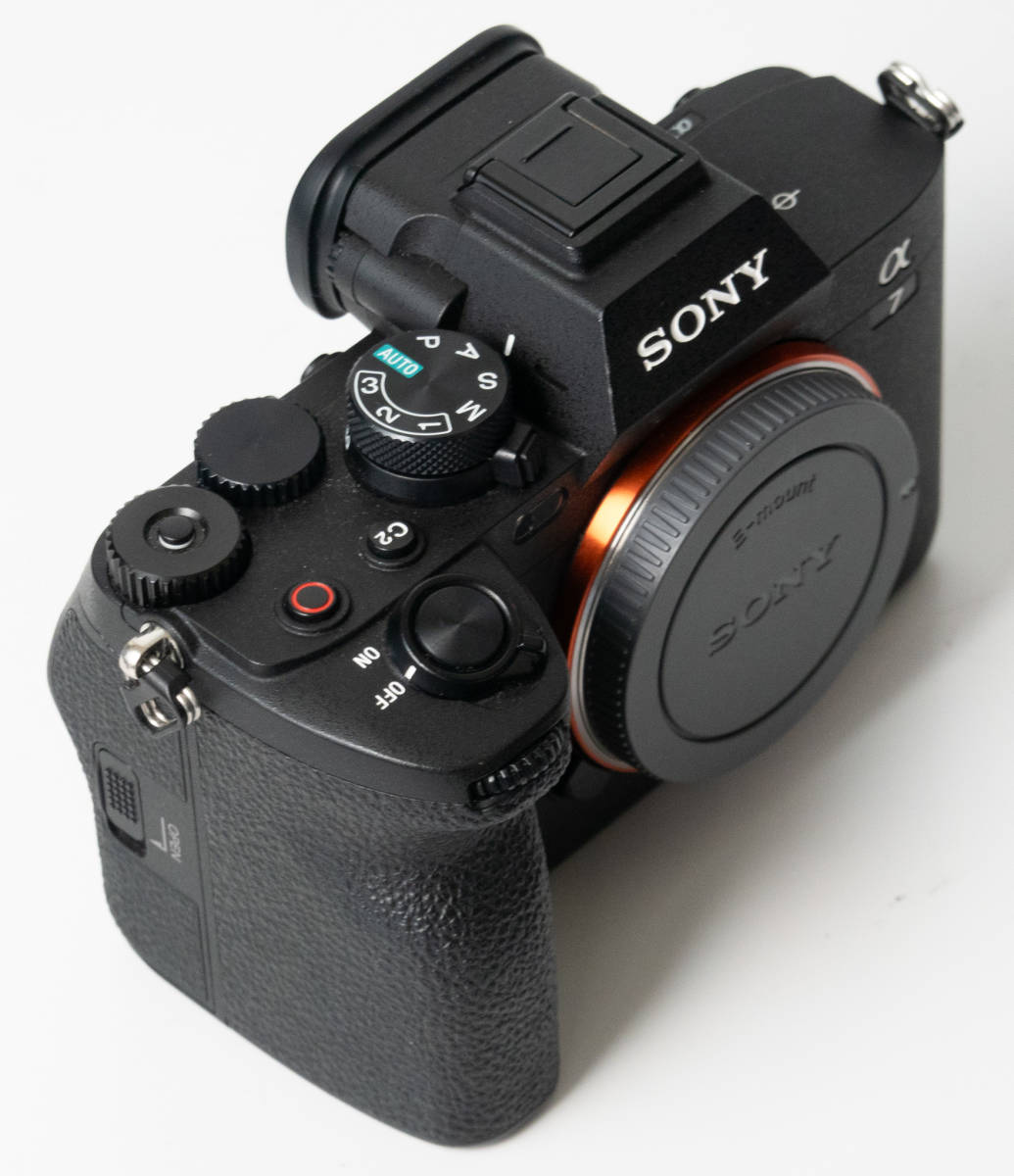 Sony A7IV カメラボディ付属品は全部揃ってます。保証も後1年チョット