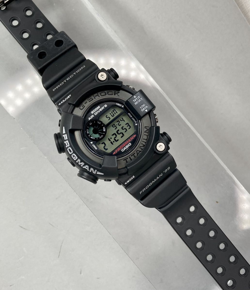 未使用 極美品G-SHOCK DW-8200ZU-1T FROGMAN