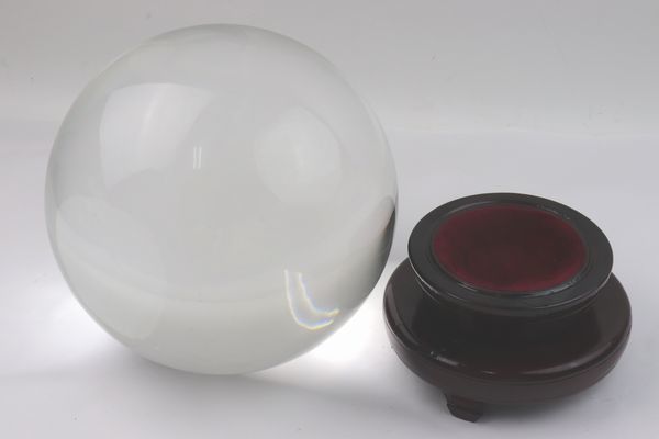 超巨大！煉水晶玉。美しい。 超巨大！煉水晶玉。美しい。【公式WEB