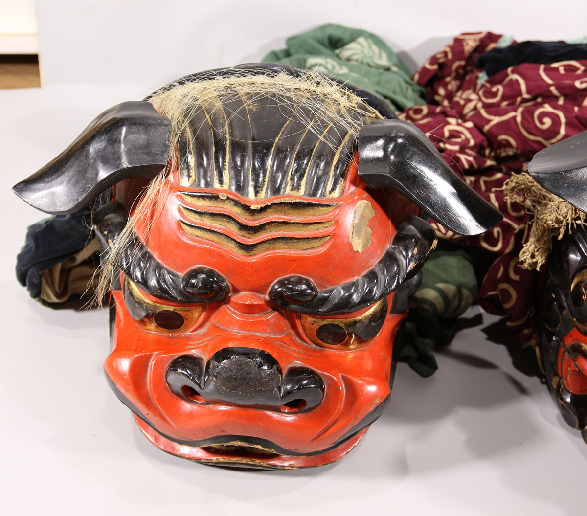 美】ZA580 江戸時代 とても古い 木製 獅子頭 獅子舞 一対 布付 時代の