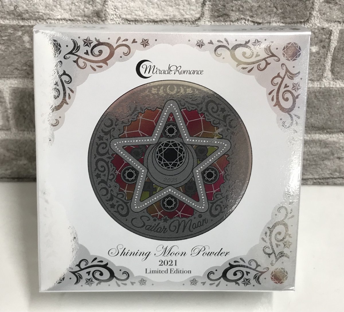 ミラクルロマンス シャイニングムーンパウダー 2025 Limited Edition