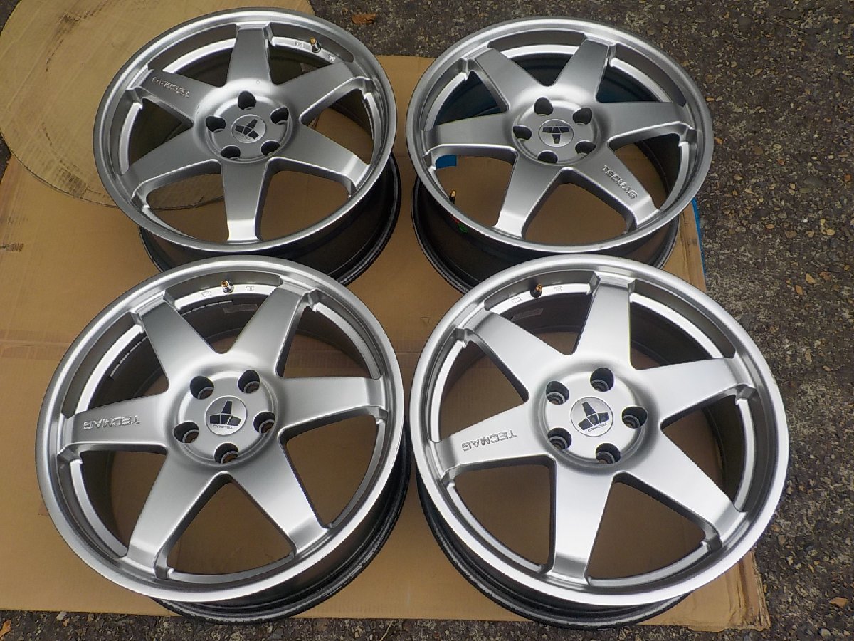 フォルクスワーゲン アルテオン（フォルクスワーゲン）の中古車を探す