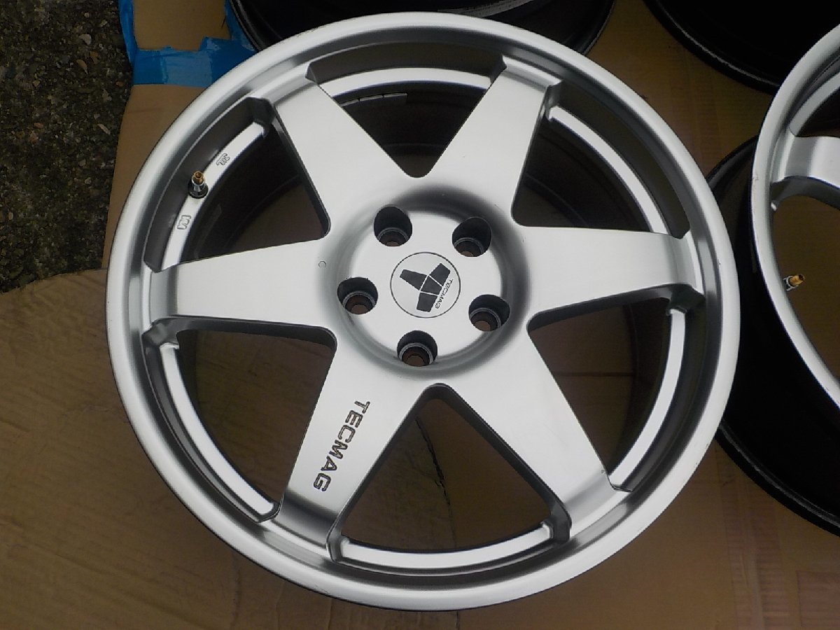 フォルクスワーゲン アルテオン（フォルクスワーゲン）の中古車を探す