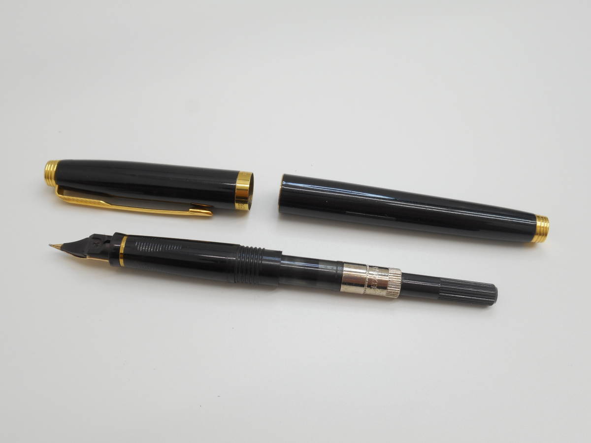 文具祭 パーカー 万年筆 ペン先 14K 黒×ゴールド 矢羽クリップ PARKER