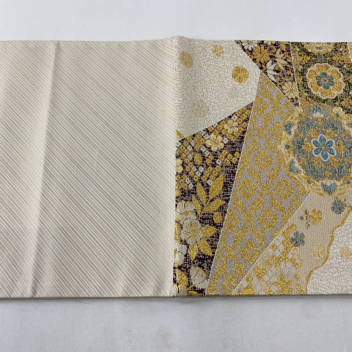 袋帯 美品 名品 華文 裂取り 金糸 箔 クリーム 六通 正絹 【中古】 袋帯 美
