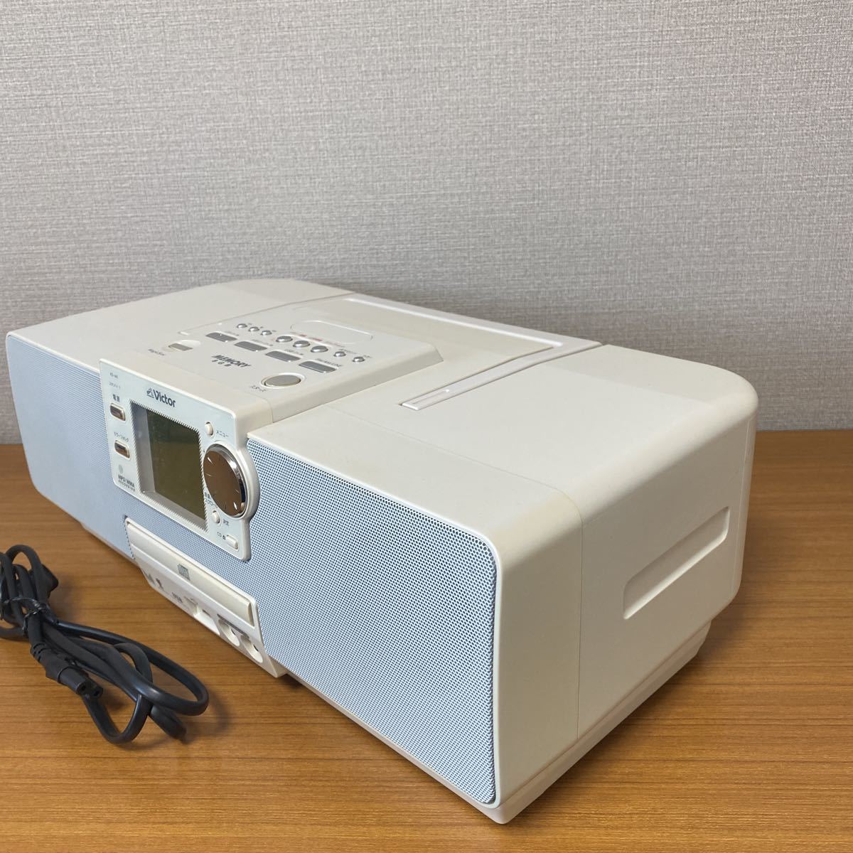 Victor ビクター CDラジカセMEMORY 8GB RD-M8-W 中古品(CDプレーヤー