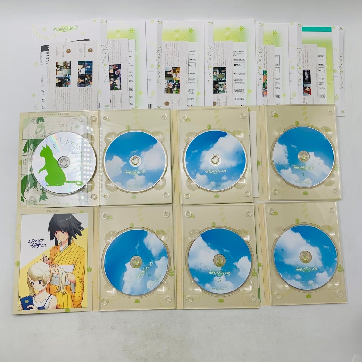 【中古】「未使用品」ふらいんぐうぃっち　全6巻セット [マーケットプレイス Blu-rayセット] 中古 Blu-ray ふらいんぐうぃっち 1~6巻 セット ふらいん