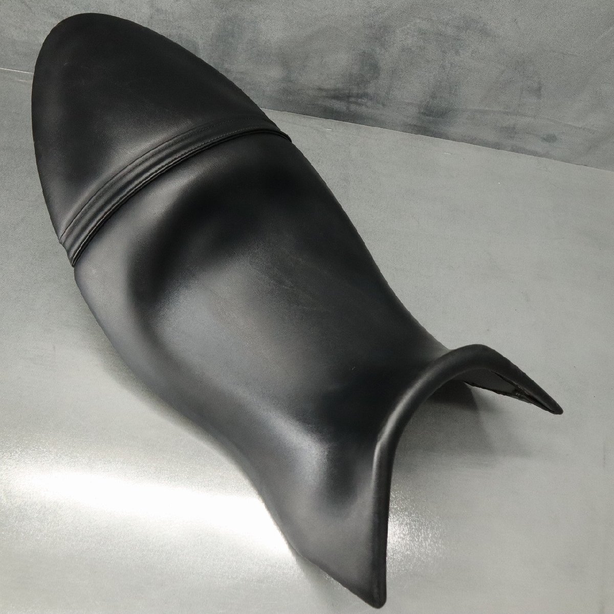 Buell XB9/12S ライトニング 純正 シート M0090.1AC 230914PN0015