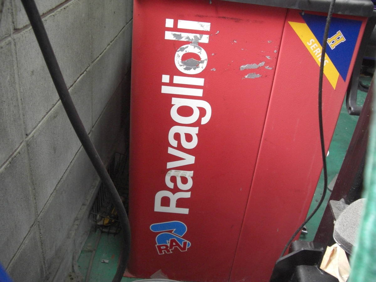 Ravaglioli　ラバリオリタイヤ ホイールバランサー動作OK引き取り限定　　100Vです。