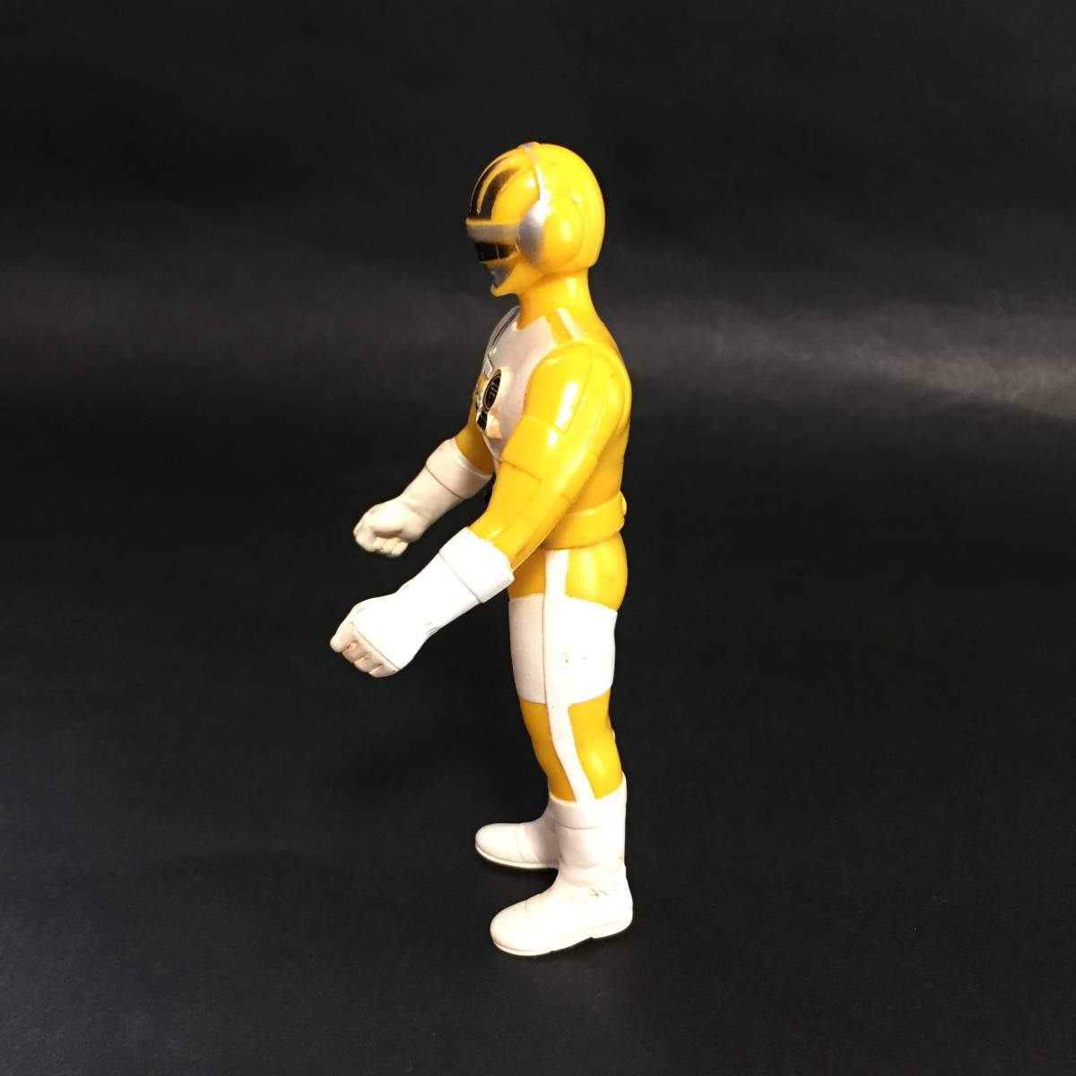 ☆バンダイ 超電子バイオマン イエローフォーソフビ 当時物 約12cm 
