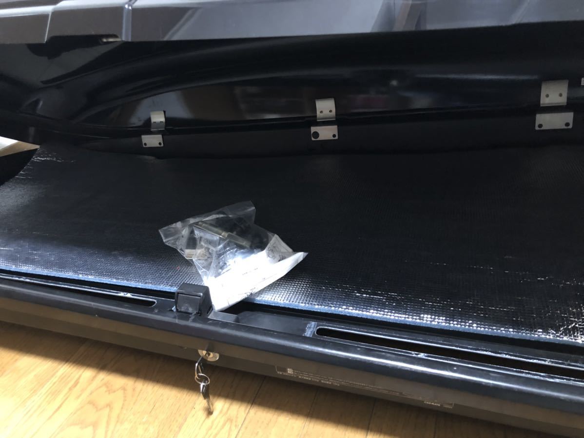 カー用品 直接引き取り限定 INNNO ルーフボックス33 BR33 300リットル  