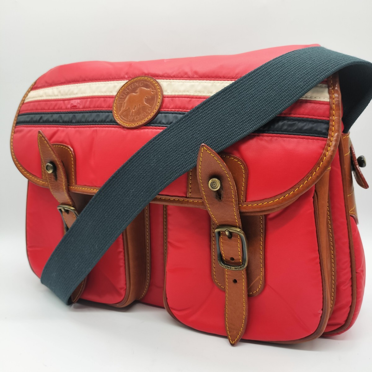 1円〜【入手困難・希少色】ハンティングワールド HUNTING WORLD ショルダーバッグ バチューサーパス キャリーオール メッセンジャー レッド