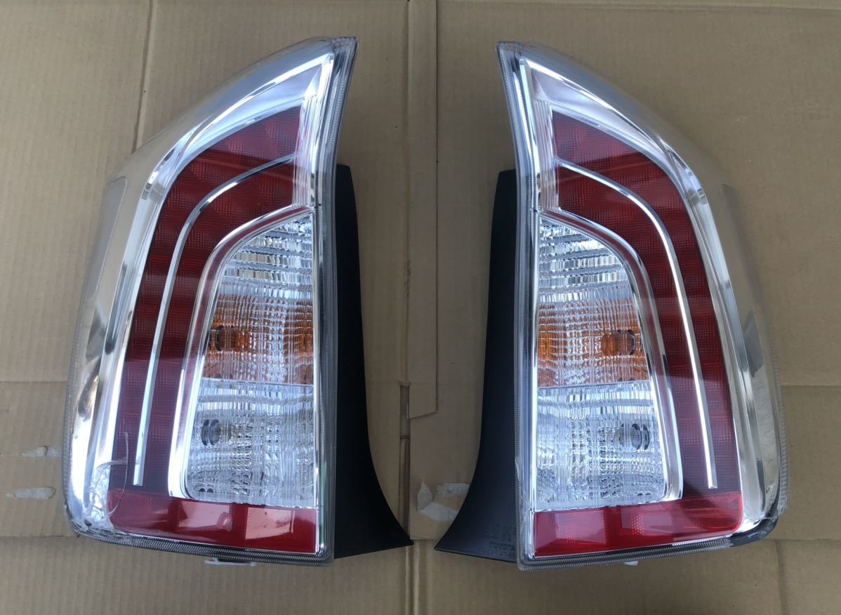 トヨタ純正 プリウス ZVW30 後期 テールランプ 左右セット STANLEY ZVW30 プリウス 後期 テールランプ STANLEY 左右セット プリウス ZVW30