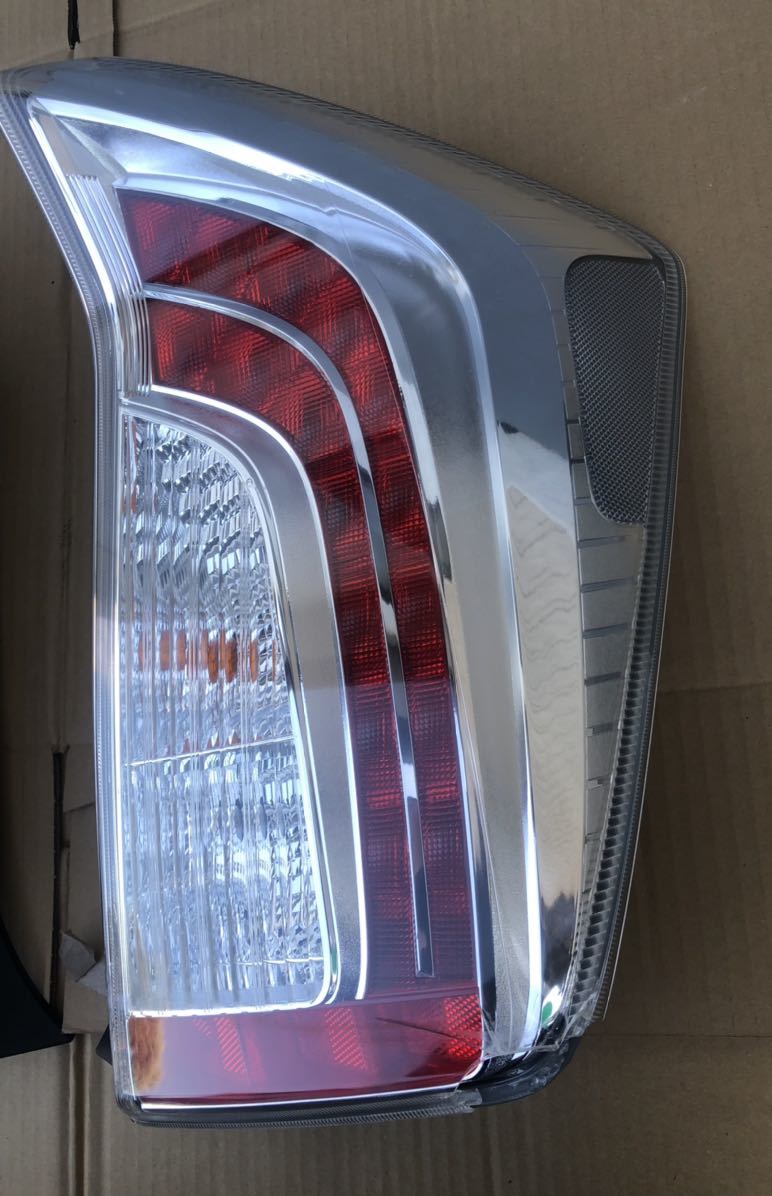 ZVW30 プリウス 後期 テールランプ STANLEY 左右セット プリウス ZVW30