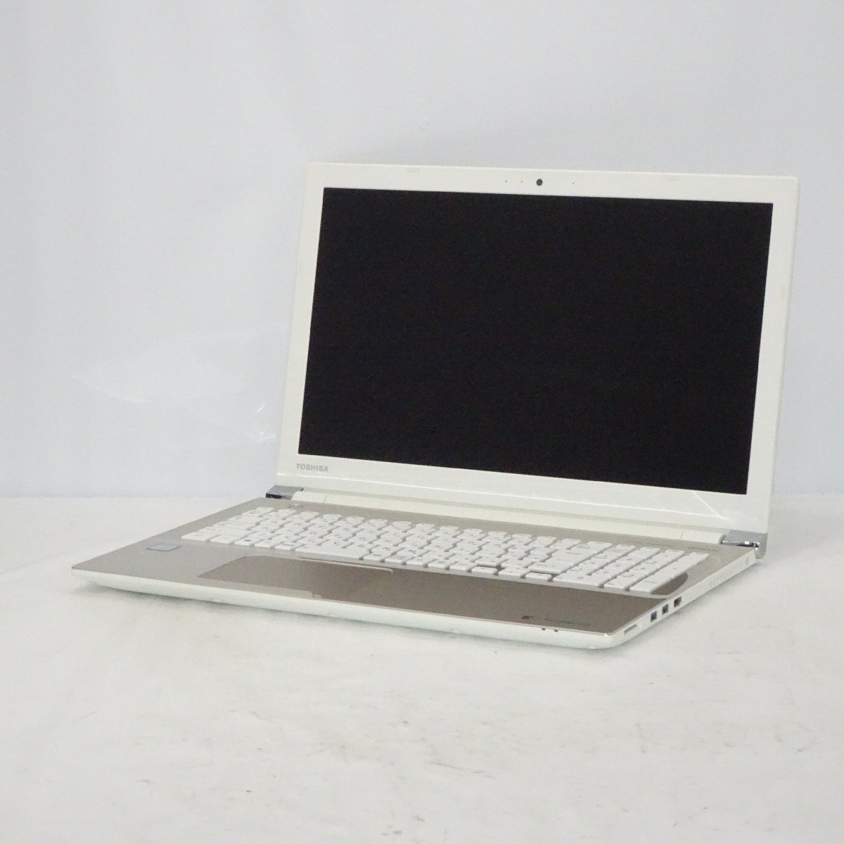 DynaBook T65/GG PT65GGP-REA Core i7-8550U 1.8GHz/4GB/HDD1TB/DVD
