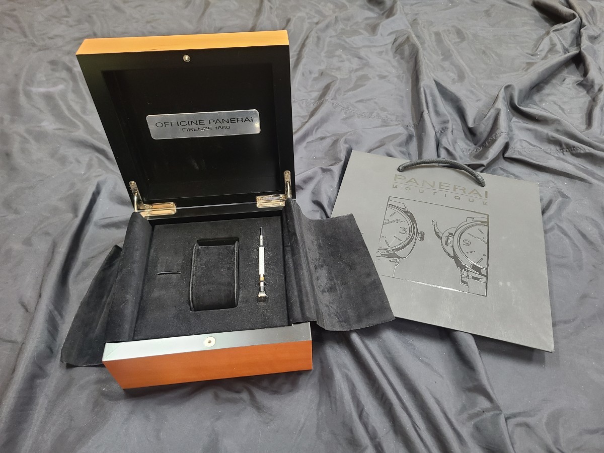 □本物PANERAI時計用BOX&付属品一式□オフィチーネパネライ箱.ボックス.