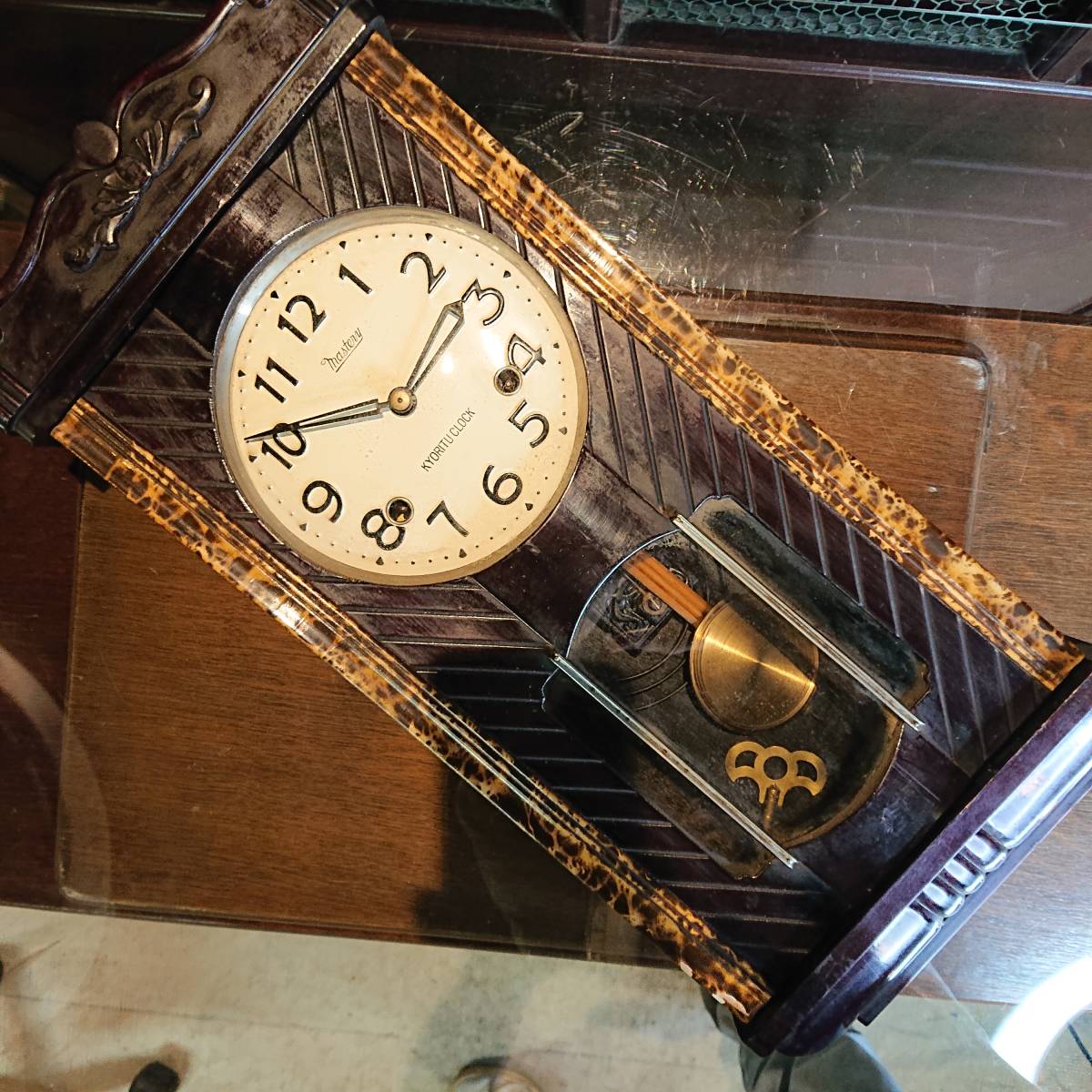 T01-1011 アンティーク 古時計 振り子時計 掛時計 ゼンマイ式 動作品