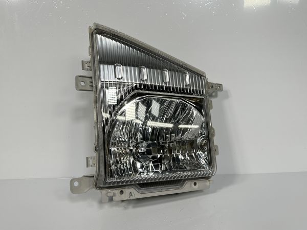 いすゞ エルフ 0 NHR85 未使用 リビルト 18183 良品/補修済み いすゞ エルフ NKR85R/NHR85A/NJR85A 純正 右ヘッドライト Assy ハロゲン 8-98100808 110-21884 110-21885 A