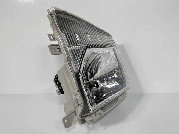 いすゞ エルフ 0 NHR85 未使用 リビルト 18183 良品/補修済み いすゞ エルフ NKR85R/NHR85A/NJR85A 純正 右ヘッドライト Assy ハロゲン 8-98100808 110-21884 110-21885 A