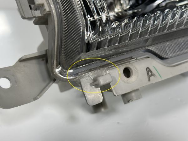 いすゞ エルフ 0 NHR85 未使用 リビルト 18183 良品/補修済み いすゞ エルフ NKR85R/NHR85A/NJR85A 純正 右ヘッドライト Assy ハロゲン 8-98100808 110-21884 110-21885 A