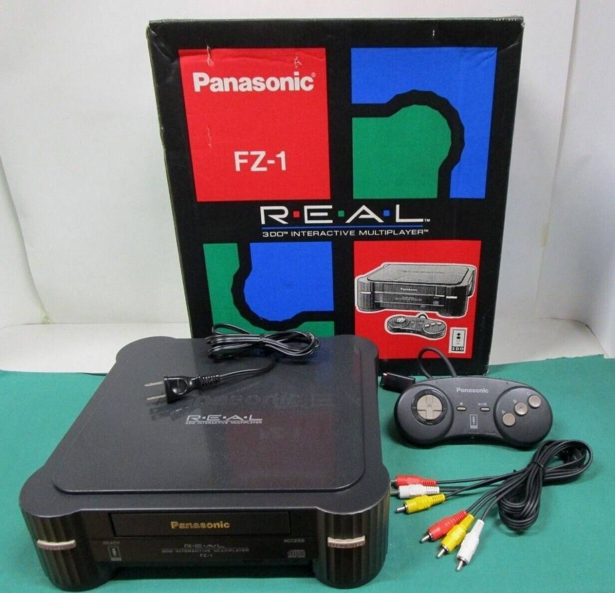 R・E・A・L 3DO (FZ-1)本体 【3DO】 箱付き説ナシ 動作品　モードスイッチ付き 　№17