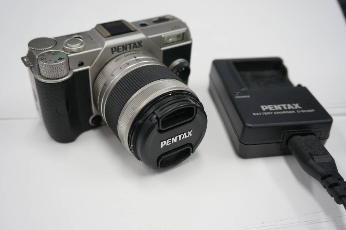 Q7 PENTAX pentax レンズ 02 充電器 ペンタックス 限定色PENTAX 充電器 