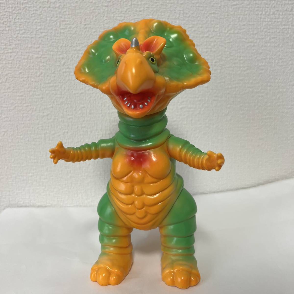 コジカトイズ モノクロン ソフビ 恐竜獣 怪獣 恐竜 ブルマァク