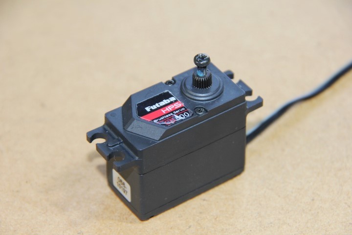 フタバ　HPS CB500 1/10カー用　ブラシレスサーボ　3　中古　動作確認のみ