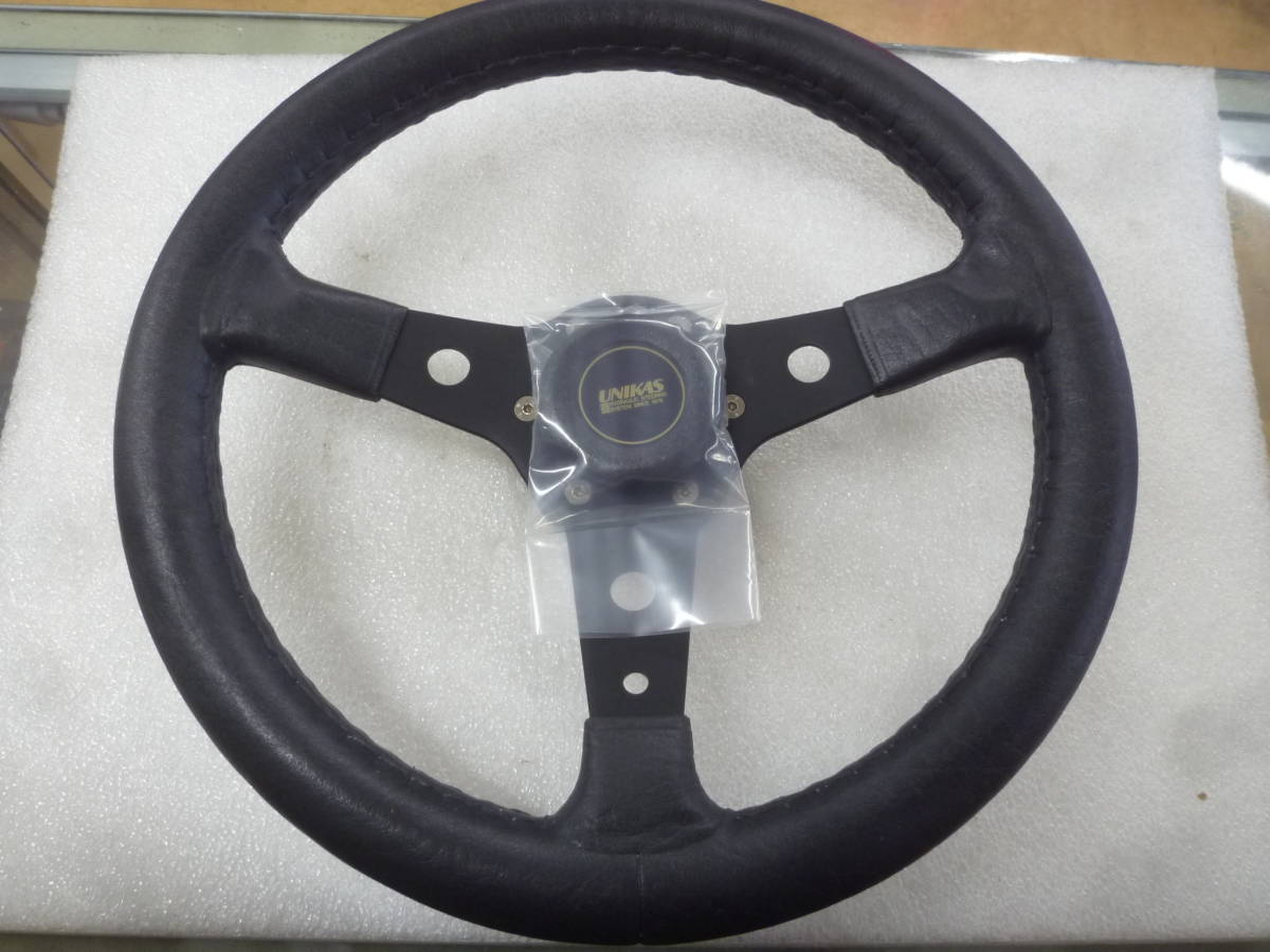 ①　新品　未使用品　UNIKASU　ユニカス　ステアリング　スポーツステアリング