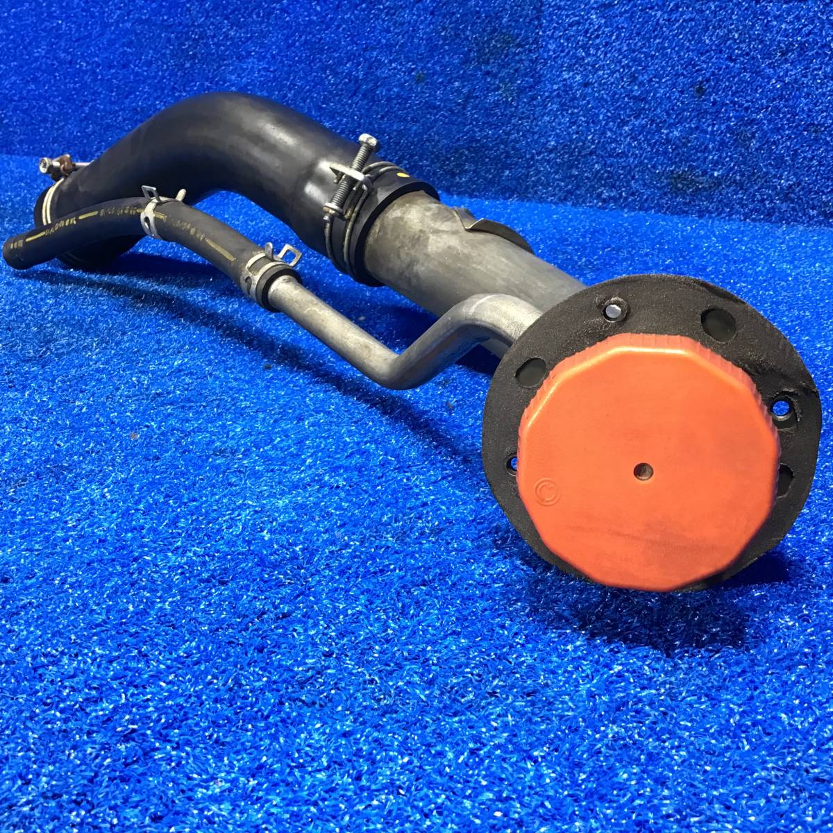 [AK-0012365][J1-7] H4 ユーノス ロードスター NA6CE Vスペシャル HU グリーン『　フューエルタンク　パイプ　ホース　給油口　』MRD65