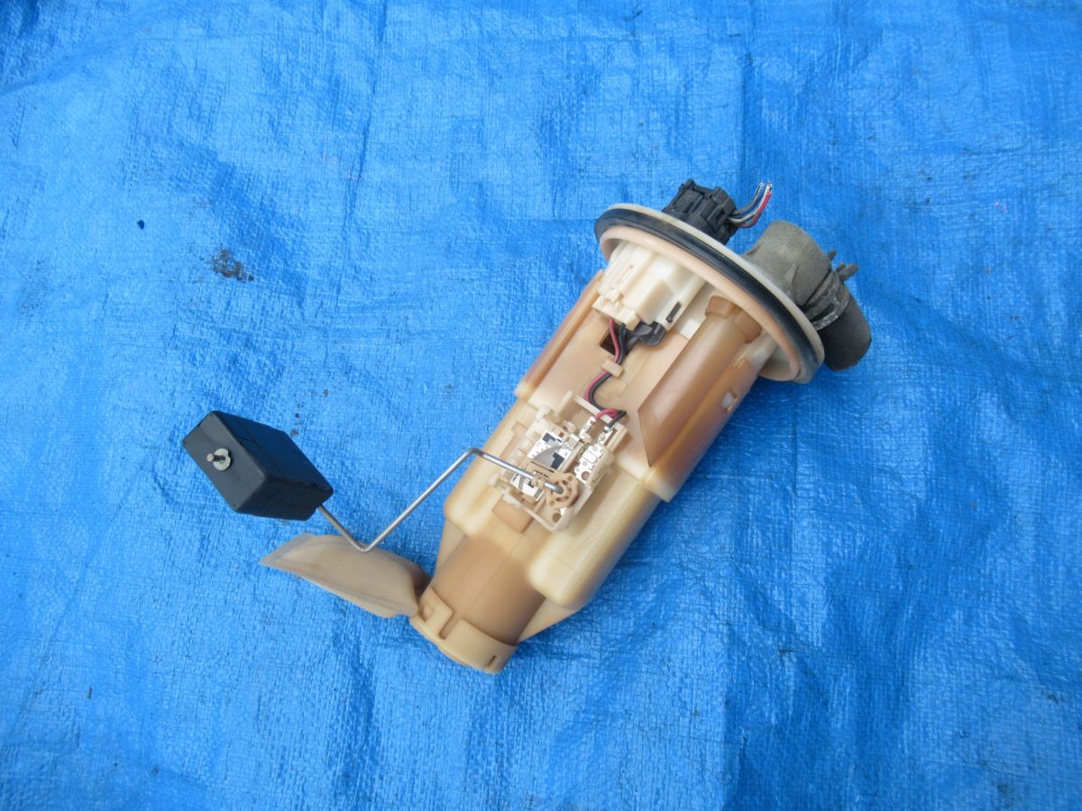 Z01　ダイハツ　ハイゼット　S200P　S210P　◆　　フューエルポンプ　燃料ポンプ　動作確認OK