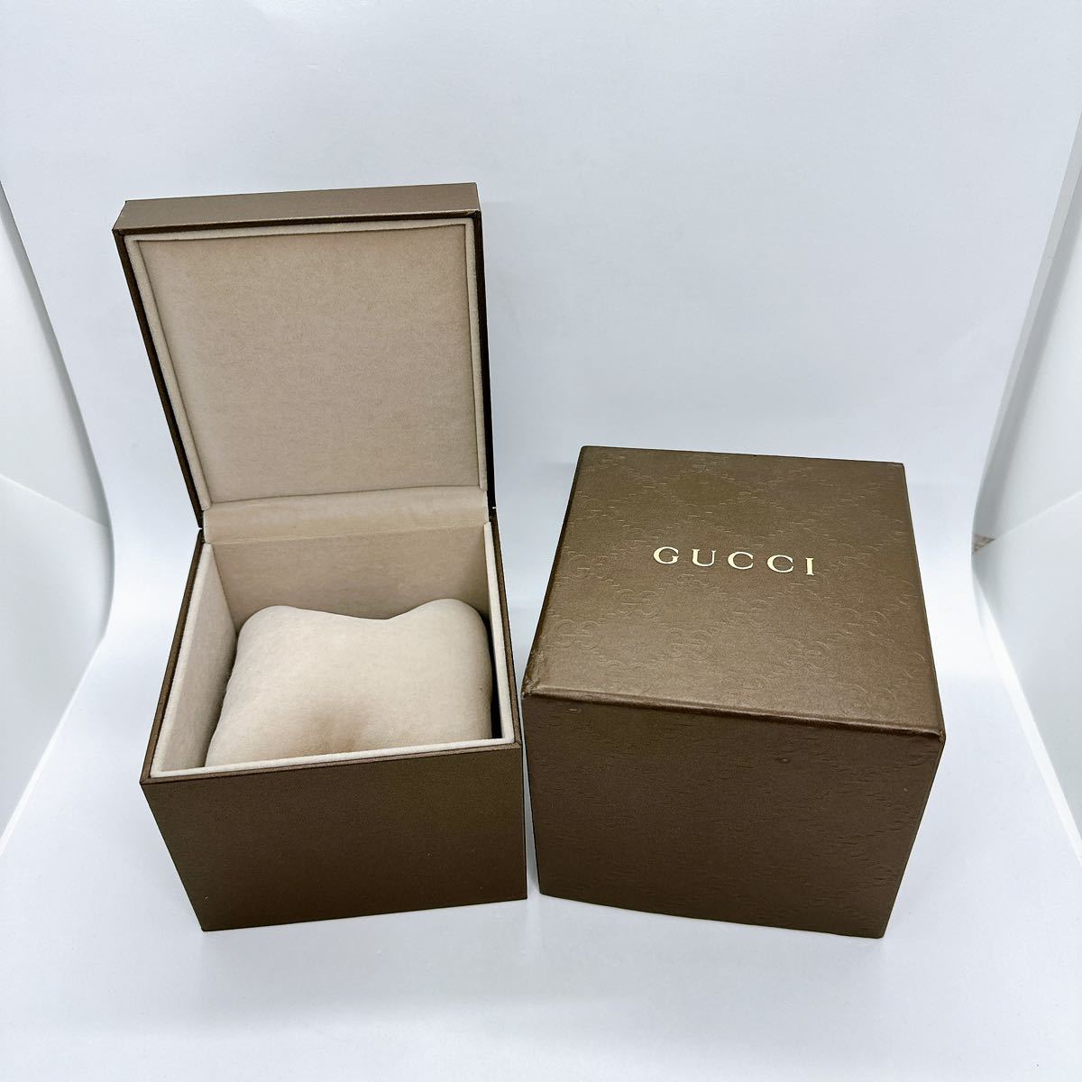 10256 グッチ GUCCI 箱 空箱 ケース ボックス 純正 腕時計