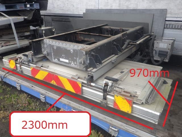 r546-2100 ★ パワーゲート 格納式 極東開発 型式 CG1003B-3MRA2