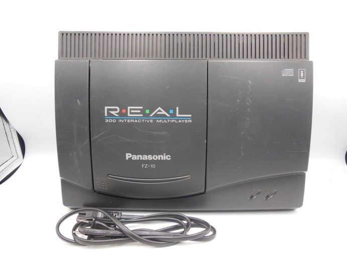 T【ラ3-14】【80サイズ】▲パナソニック REAL リアル FZ-10/3DO ゲーム機本体/ジャンク扱い/通電可/※傷汚れ有