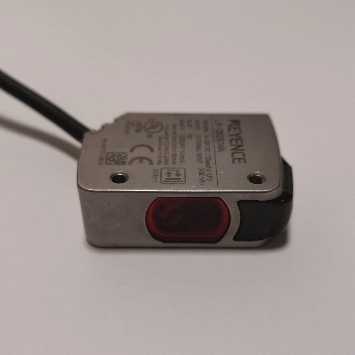 キーエンス レーザーセンサーLR-ZB250AN 取付金具付 未使用品