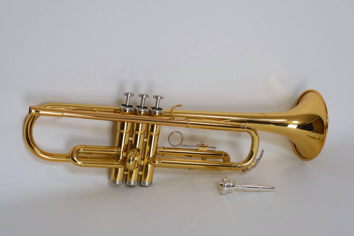 ☆極美品！ヤマハ トランペット YTR-1335 純正マウスピース・ケース