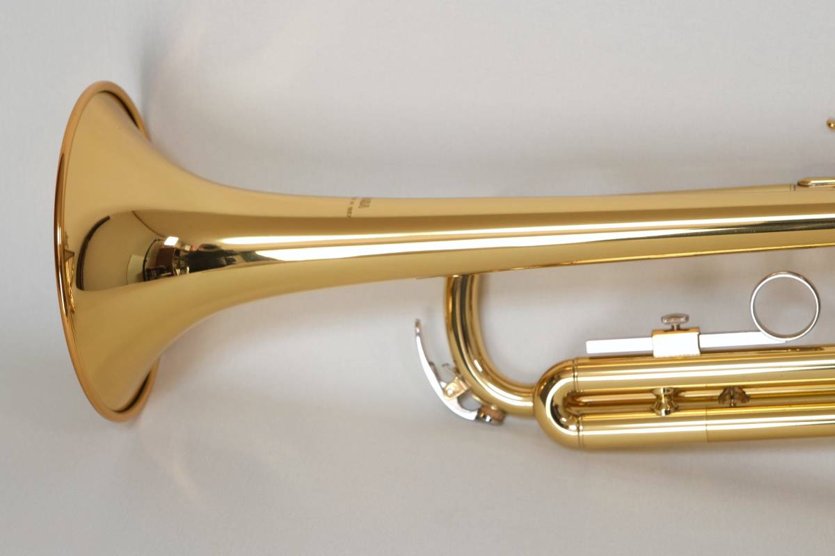 ☆極美品！ヤマハ トランペット YTR-1335 純正マウスピース・ケース