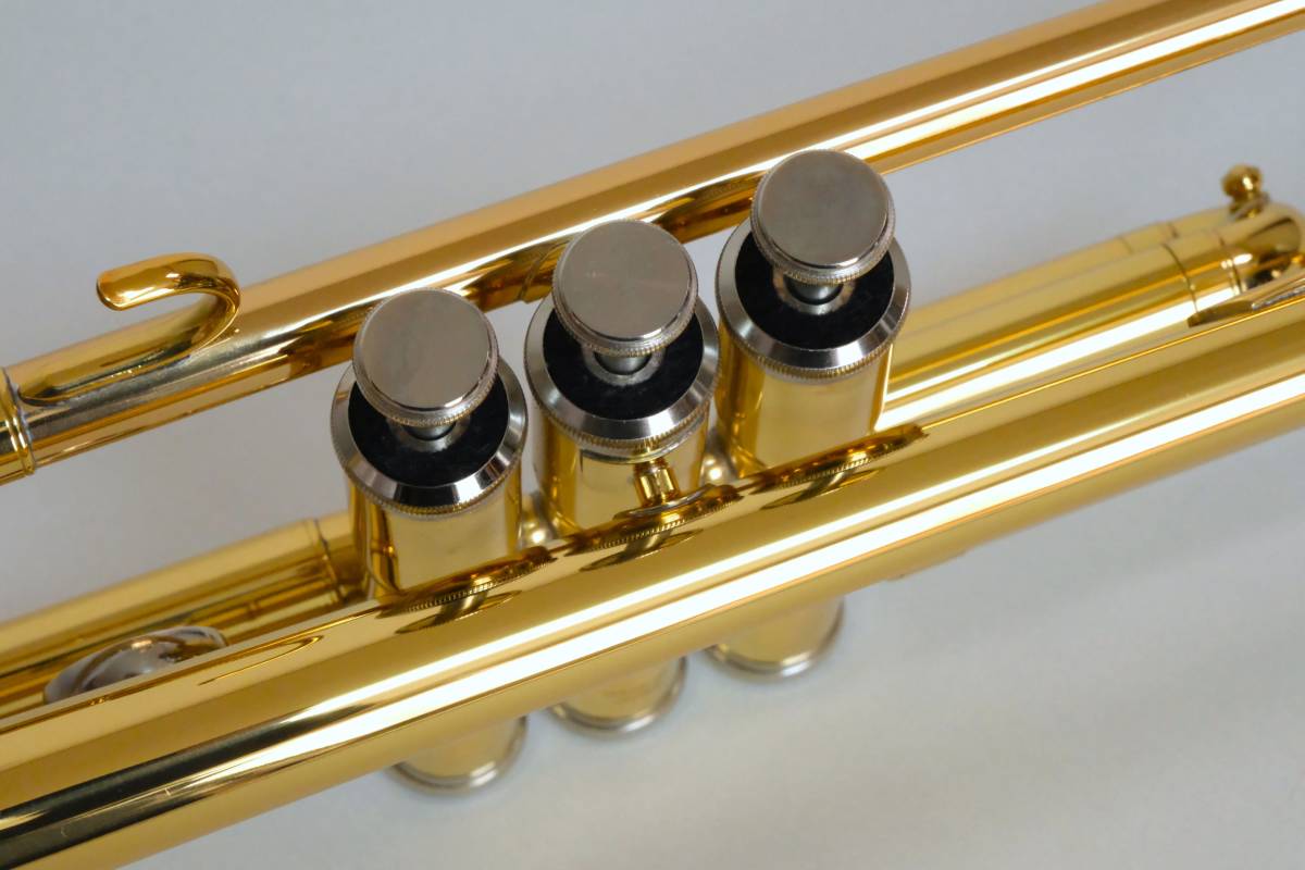 ☆極美品！ヤマハ トランペット YTR-1335 純正マウスピース・ケース