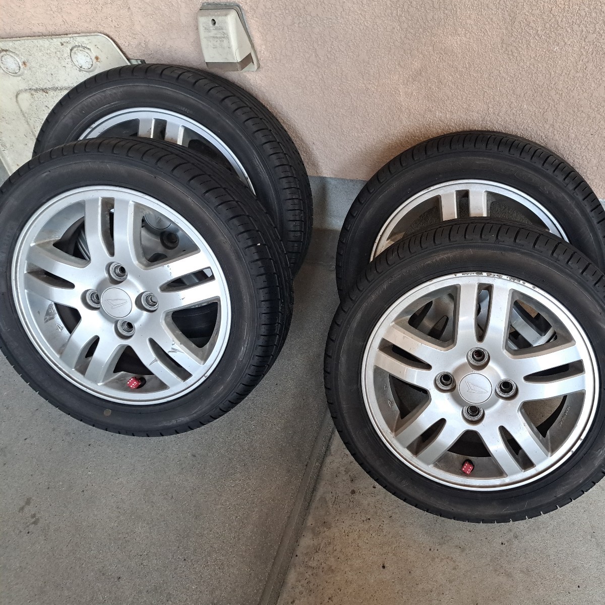 限定SALE，セール 軽自動車 pcd100 4穴 ヨコハマ ダイハツ 165/55r14(ラジアルタイヤ)｜売買されたオークション情報、yahooの商品情報をアーカイブ公開 - オークファン 4穴