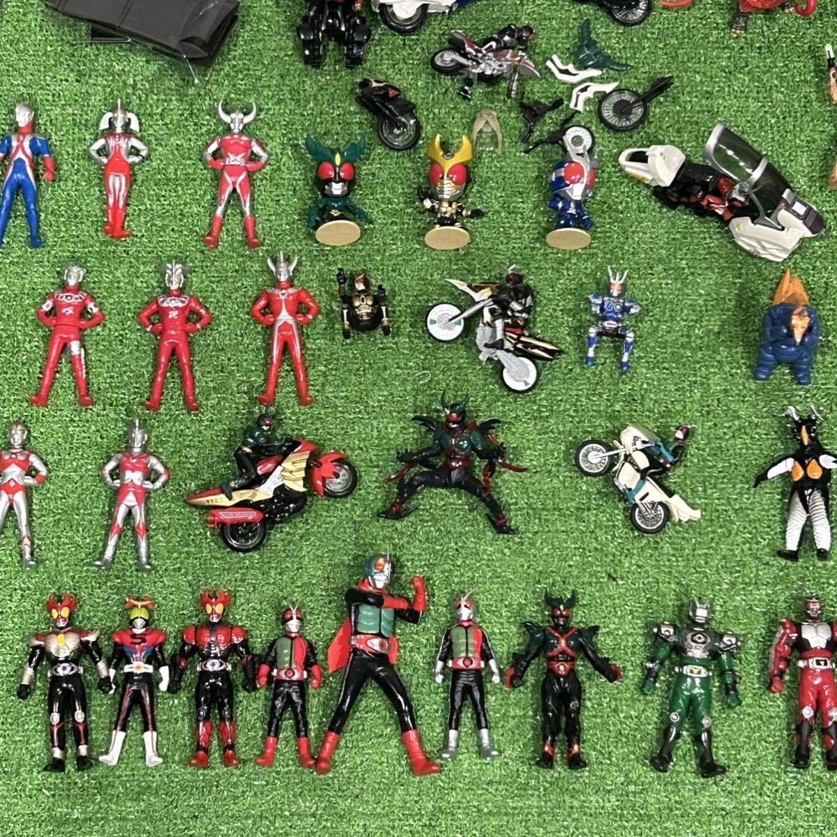 ウルトラマン 仮面ライダー 怪獣 など ミニフィギュア まとめ売り