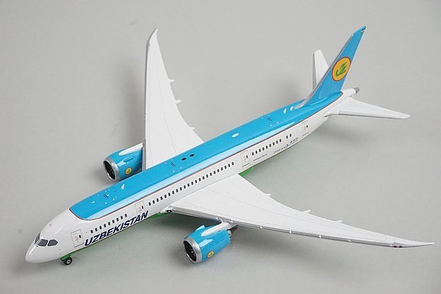 ☆ PHOENIX フェニックス 1/400 B787-8 UZBEKISTAN ウズベキスタン航空
